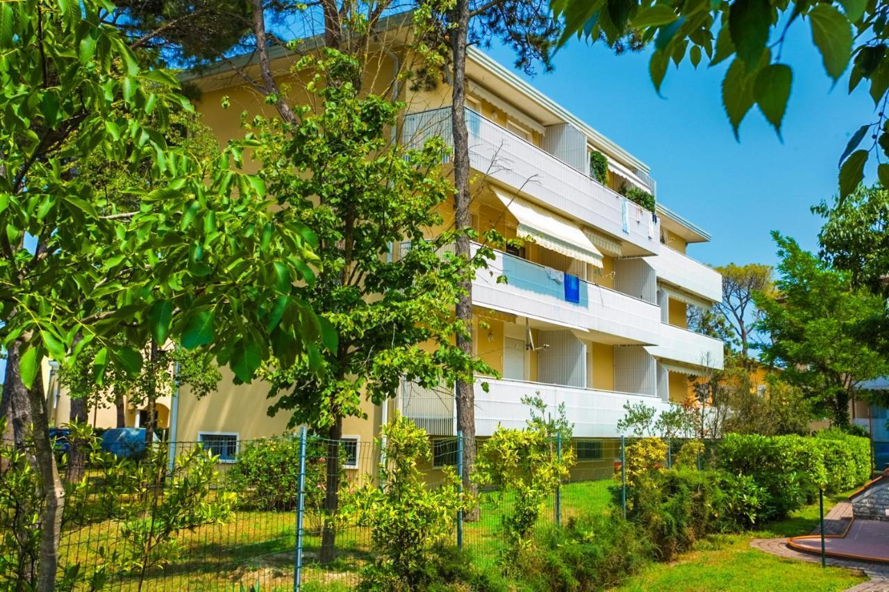 Ambra Villa Bibione Exteriör bild